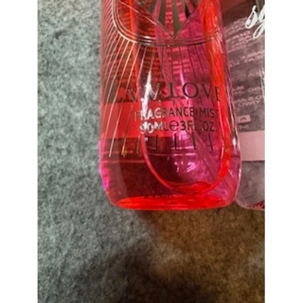 VV LOVE Fragrance Mist Duo Floral Love & Fruit Symphony 90ml Body Spray Set